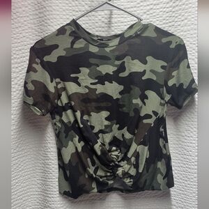 Moon & Stars Camo Twist Short Sleeve Tee XL(16)